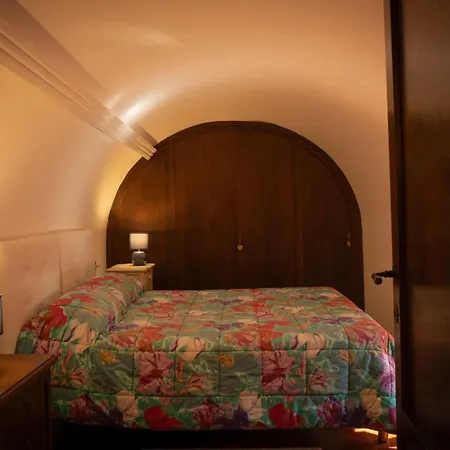 Casa Per Vacanze Antico Forno Sutri Exterior foto
